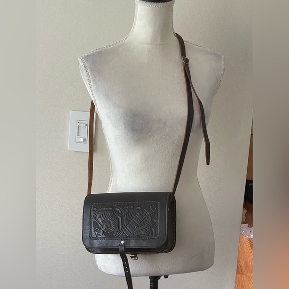 Vintage Brown Leather Hand Made Crossbody Purse - Picture 4 of 15